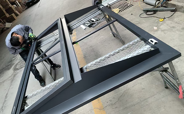 博尔塔拉排烟窗