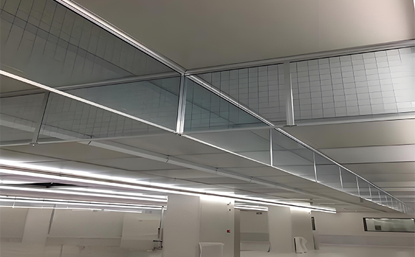 博尔塔拉玻璃挡烟垂壁