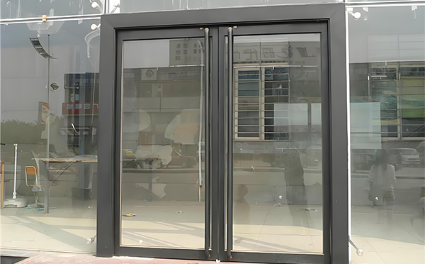 博尔塔拉玻璃地弹门