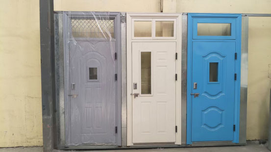 博尔塔拉学校教室门 博尔塔拉学校教室门